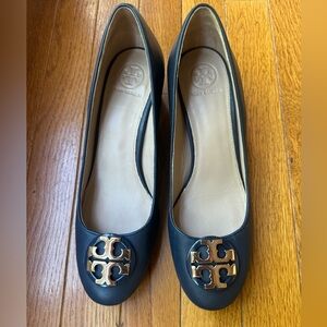 Tory Burch pumps heels navy blue leather free shipping!